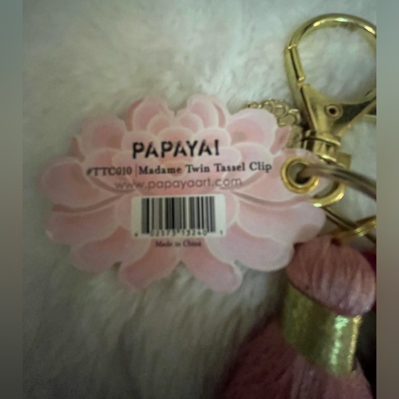 Papaya Madame Twin Tassel Clip - Picture 5 of 5